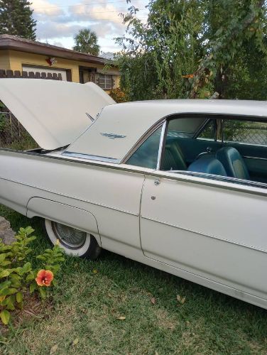 Ford-Thunderbird-1961-White-9