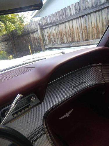 Ford-Thunderbird-1961-White-9