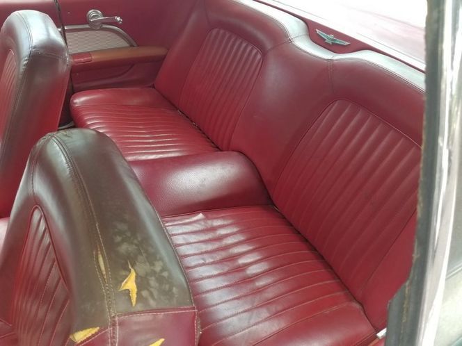 Ford-Thunderbird-1962-3