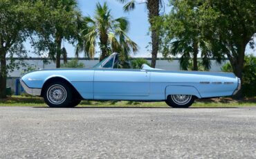Ford-Thunderbird-1962-Convertible-10