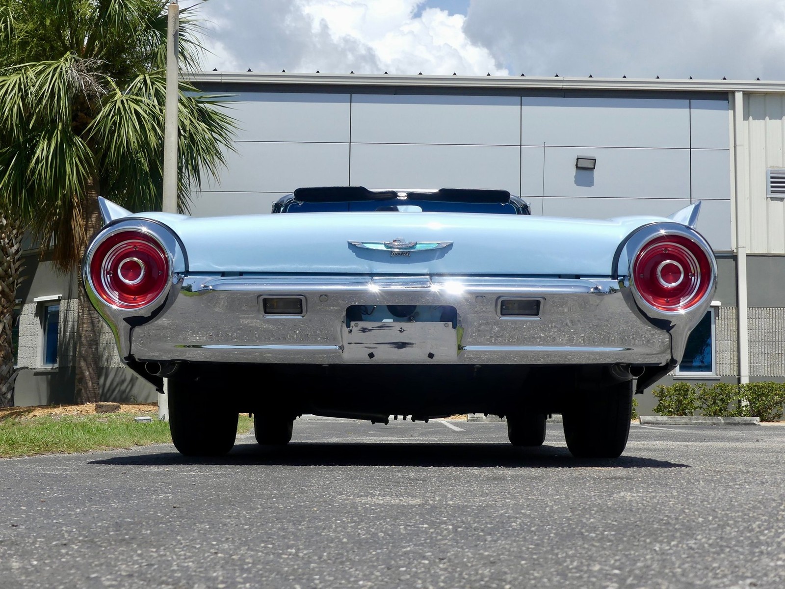 Ford-Thunderbird-1962-Convertible-16