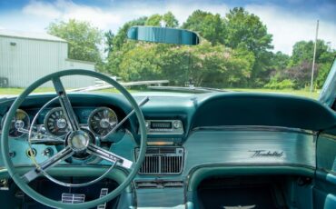 Ford-Thunderbird-1963-31