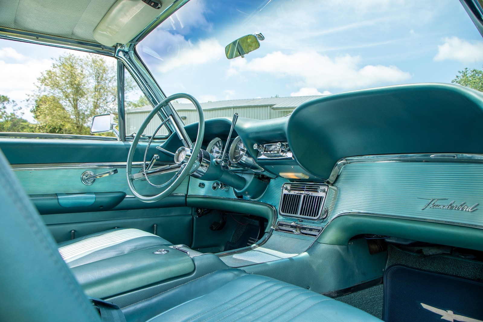 Ford-Thunderbird-1963-32