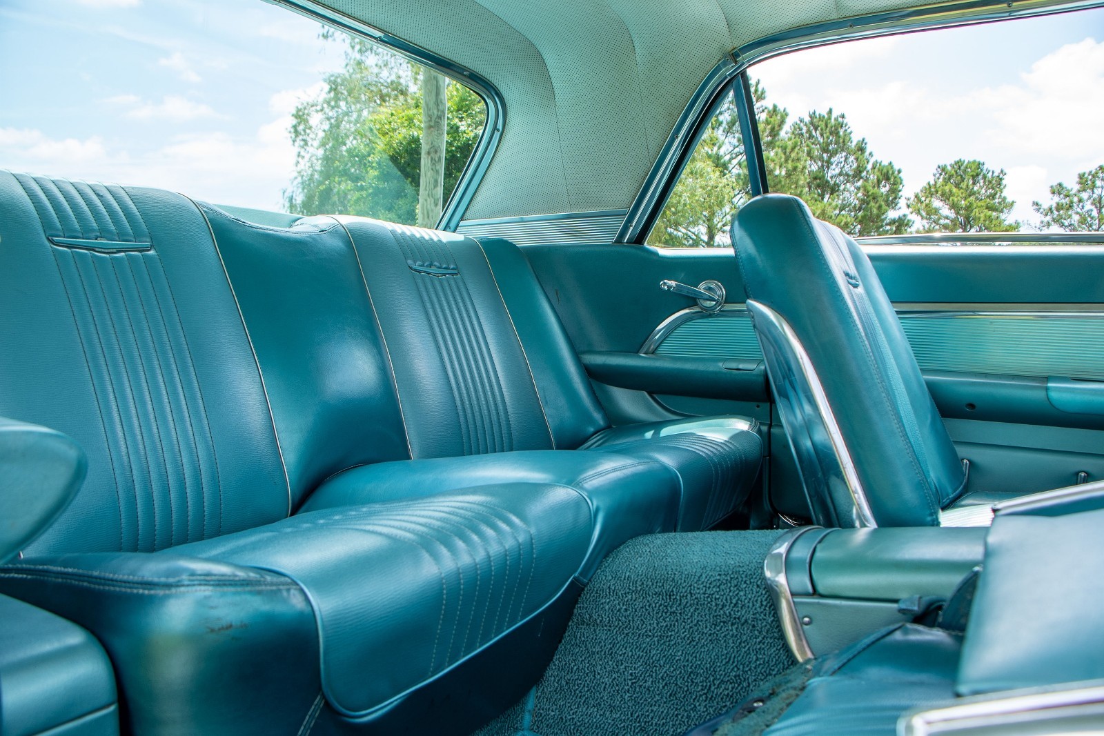 Ford-Thunderbird-1963-34