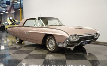 Ford-Thunderbird-1963-Hardtop-13