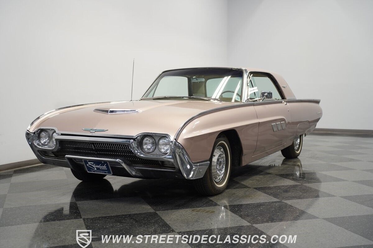 Ford-Thunderbird-1963-Hardtop-15