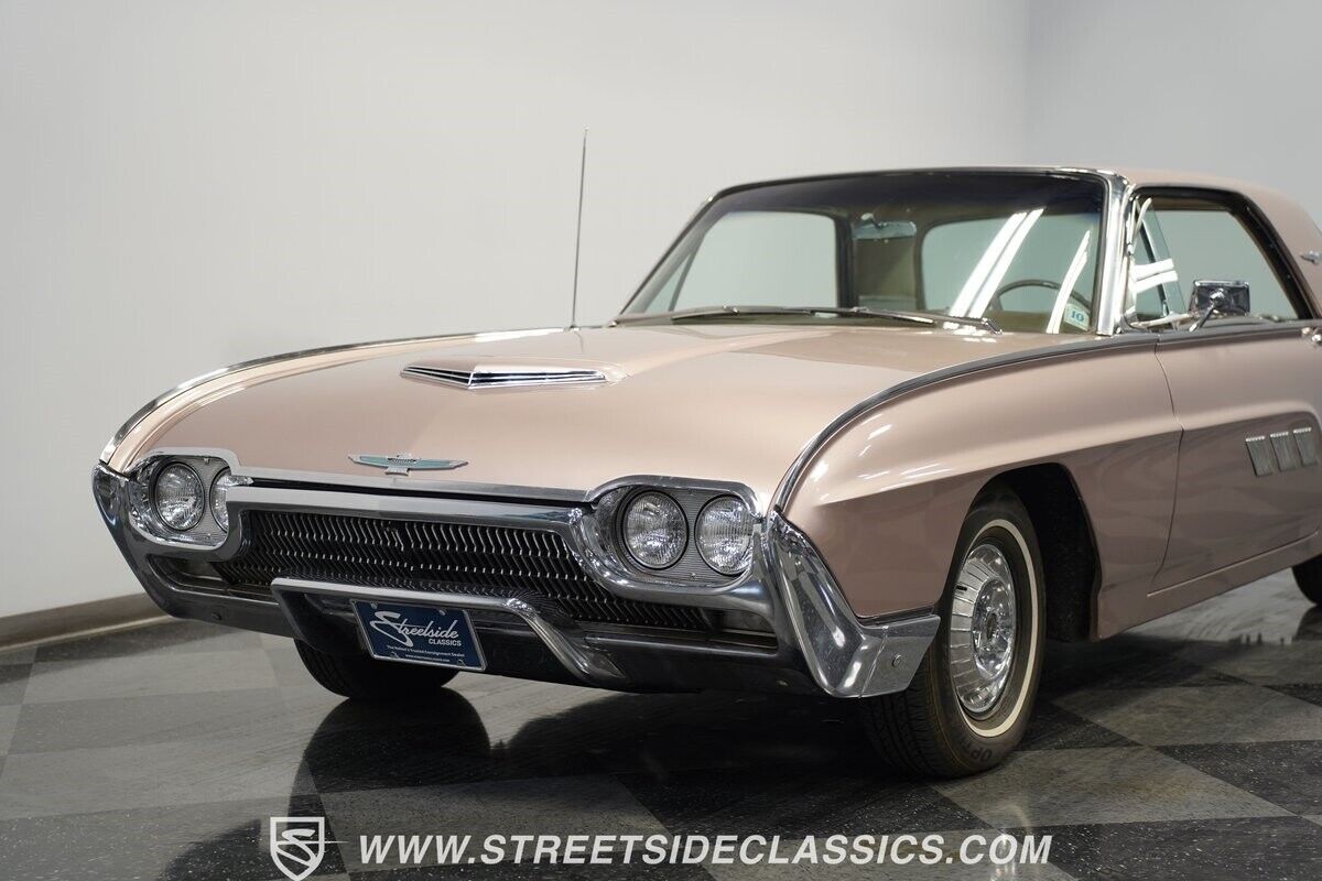 Ford-Thunderbird-1963-Hardtop-16