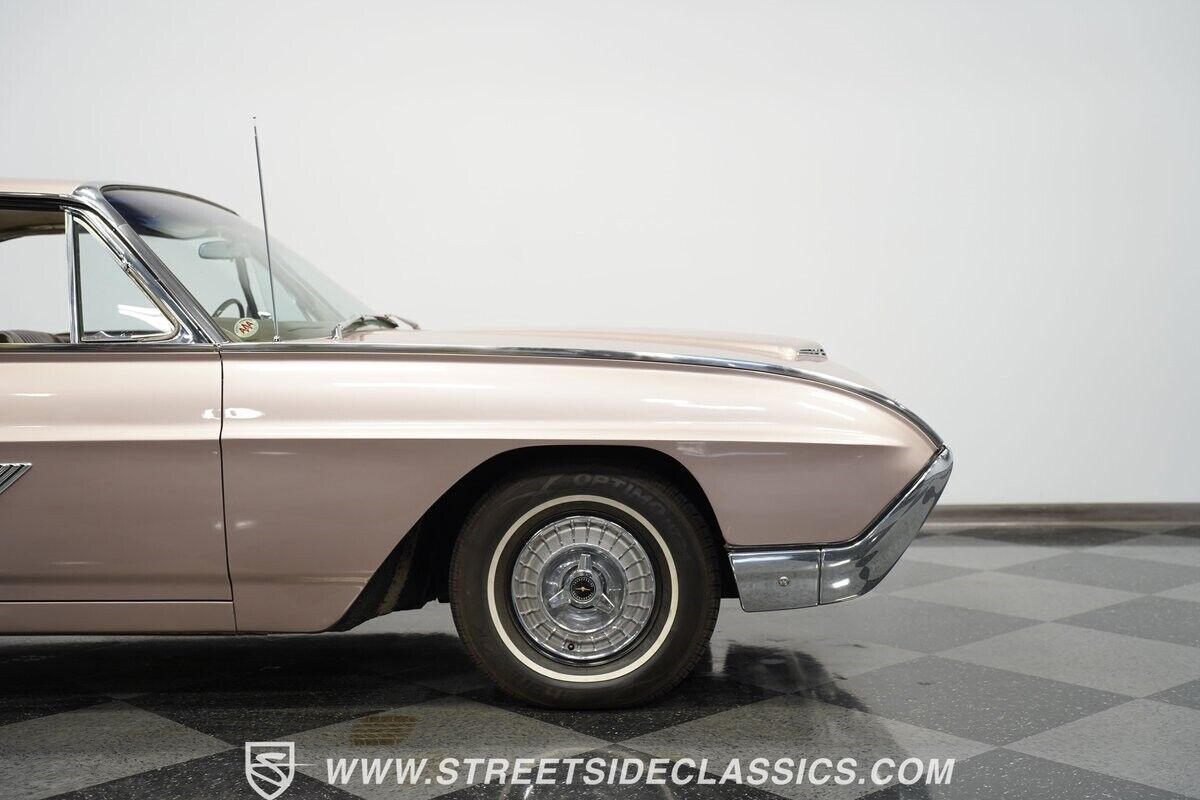 Ford-Thunderbird-1963-Hardtop-27