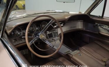 Ford-Thunderbird-1963-Hardtop-3