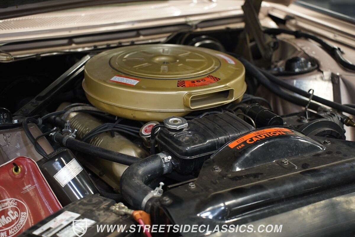 Ford-Thunderbird-1963-Hardtop-32