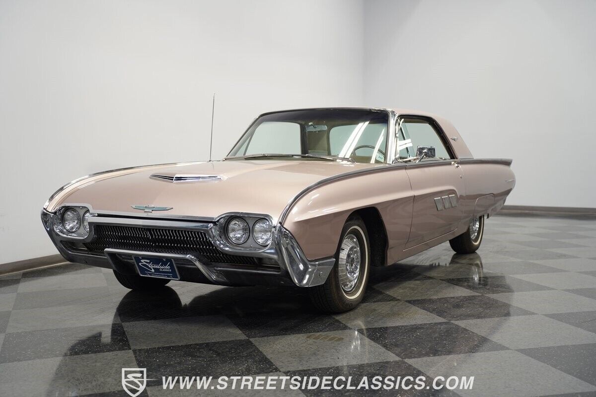 Ford-Thunderbird-1963-Hardtop-5