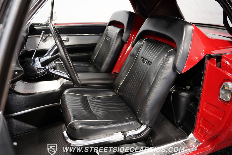 Ford-Thunderbird-1963-Rangoon-Red-Black-1