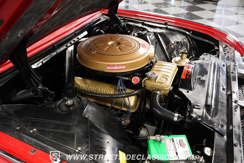 Ford-Thunderbird-1963-Rangoon-Red-Black-41