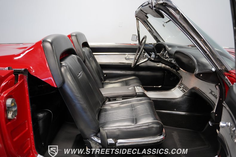 Ford-Thunderbird-1963-Rangoon-Red-Black-5