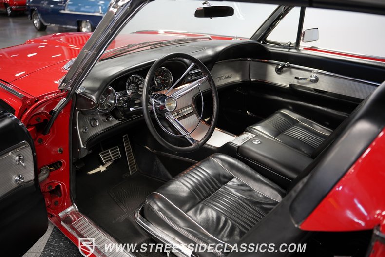 Ford-Thunderbird-1963-Rangoon-Red-Black-9