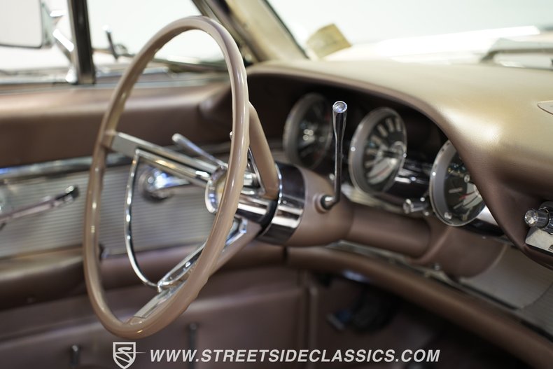 Ford-Thunderbird-1963-Rose-Beige-Rose-Beige-47