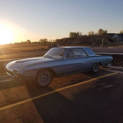 Ford-Thunderbird-1963-Silver-Blue-Mink-10