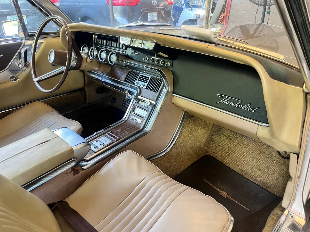 Ford-Thunderbird-1964-16