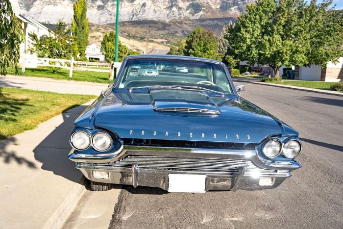 Ford-Thunderbird-1964-Blue-White-3