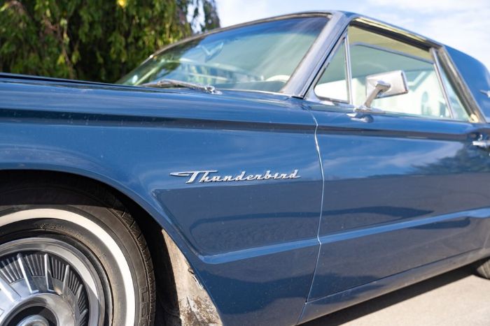 Ford-Thunderbird-1964-Blue-White-4