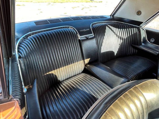 Ford-Thunderbird-1964-Brown-Black-15