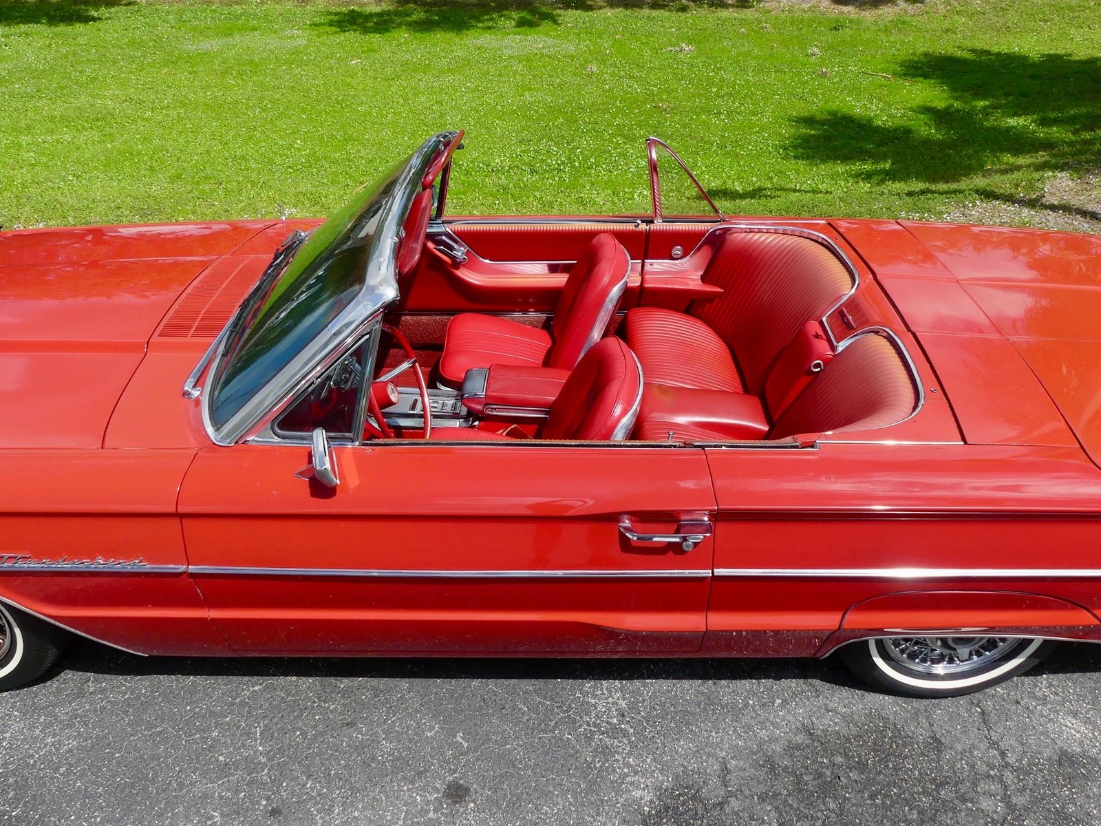 Ford-Thunderbird-1964-Convertible-20