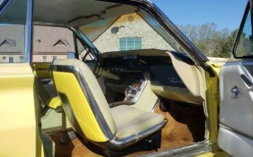 Ford-Thunderbird-1964-Yellow-2