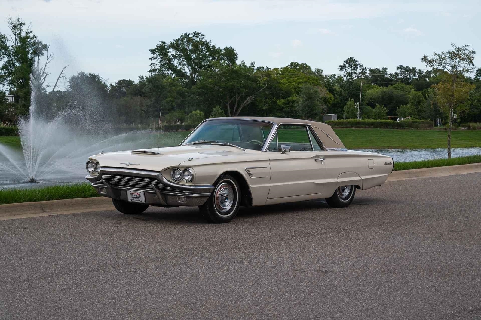 Ford Thunderbird 1965 2 Door