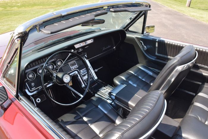 Ford-Thunderbird-1966-13