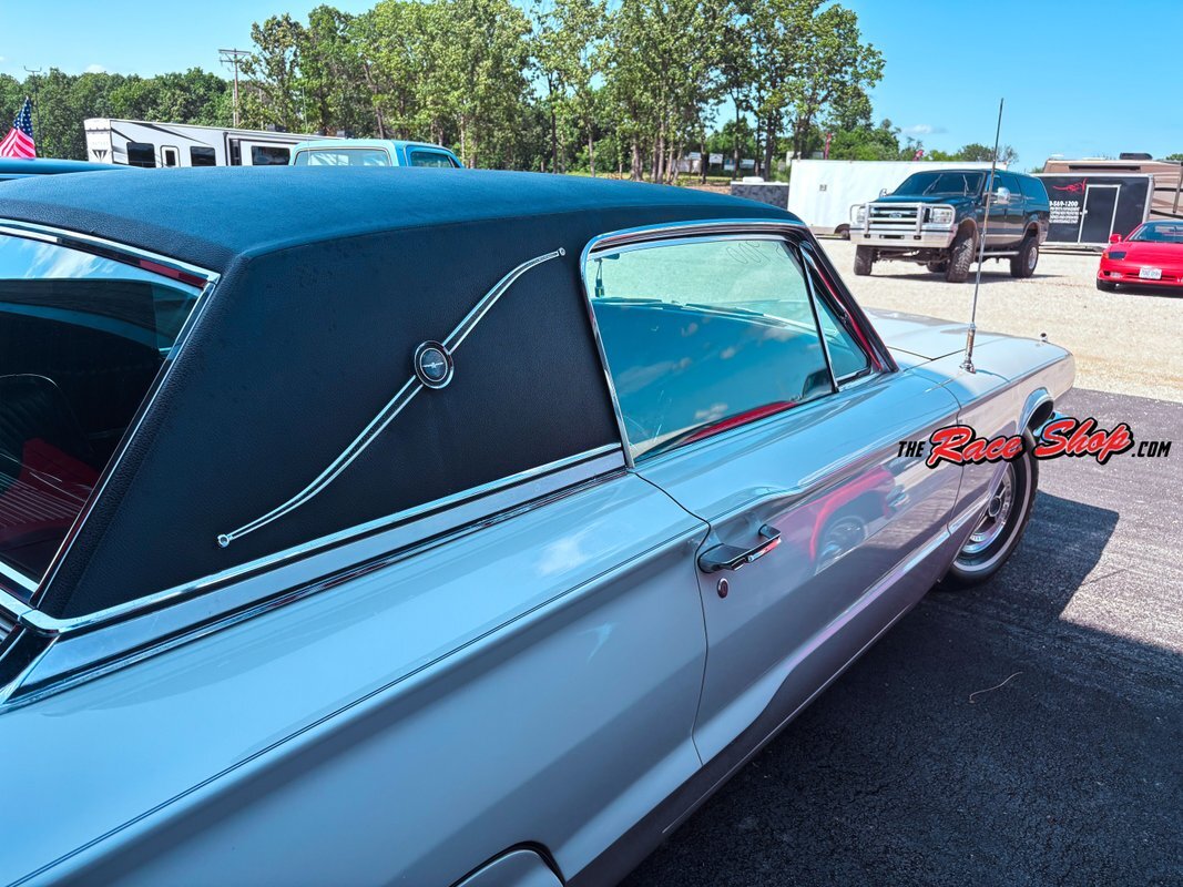 Ford-Thunderbird-1966-13
