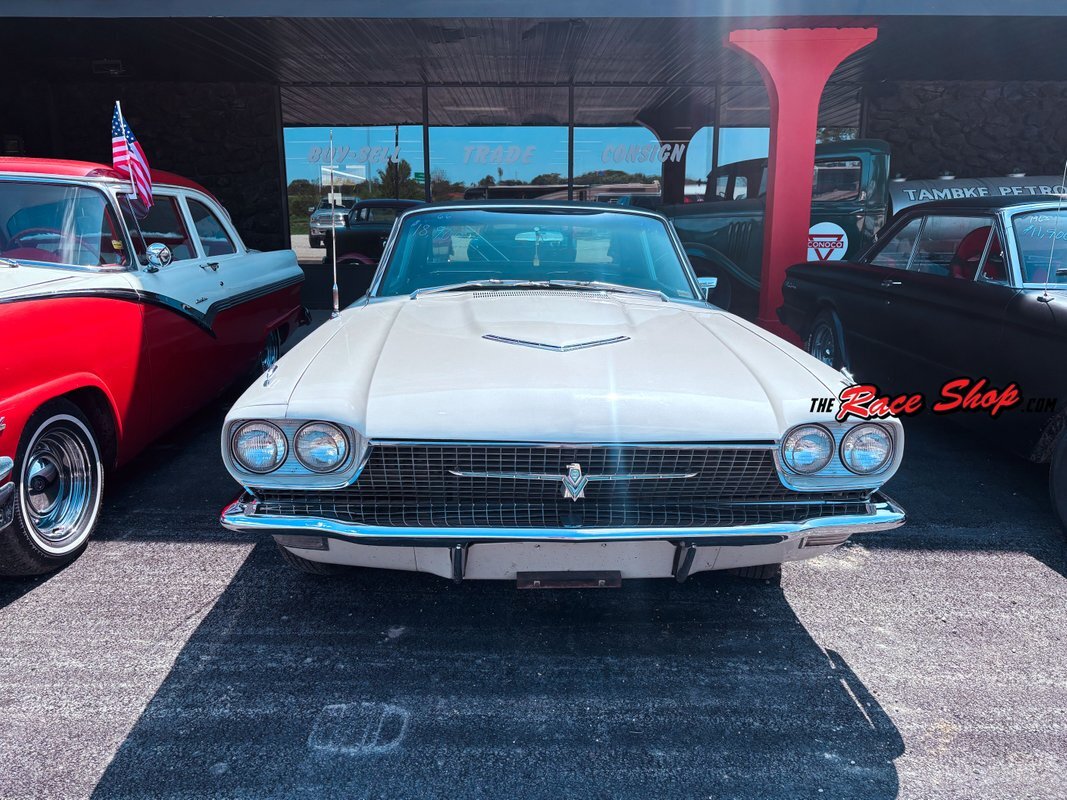 Ford-Thunderbird-1966-2
