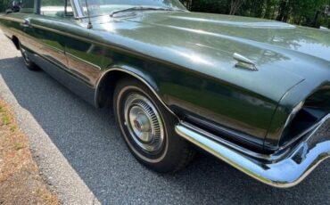 Ford-Thunderbird-1966-GreenBlack-Vinyl-To-Lime-Green-vinyl-13