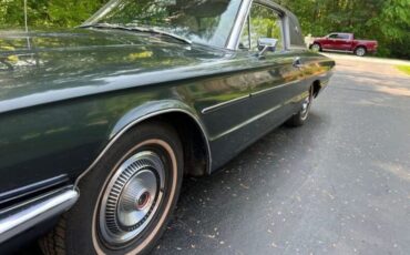 Ford-Thunderbird-1966-GreenBlack-Vinyl-To-Lime-Green-vinyl-18