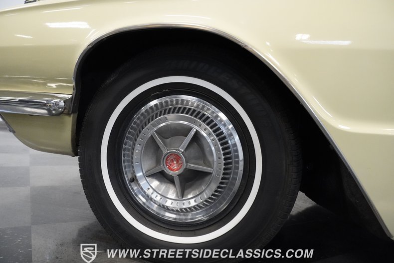Ford-Thunderbird-1966-Ivy-Yellow-Black-21