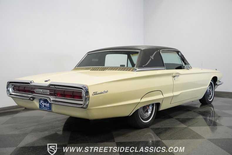 Ford-Thunderbird-1966-Ivy-Yellow-Black-41