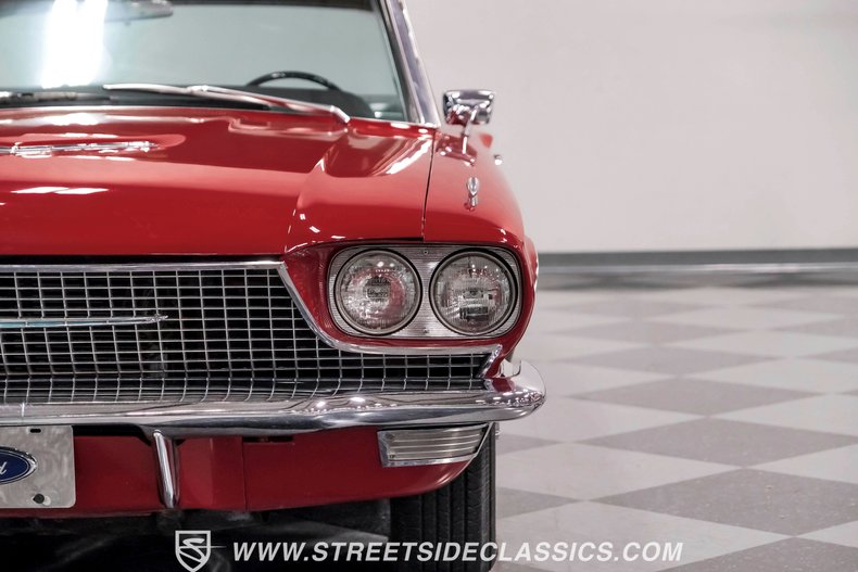 Ford-Thunderbird-1966-Red-Black-6