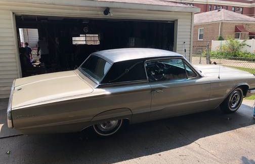 Ford-Thunderbird-1966-Sage-Gold-Metallic-5