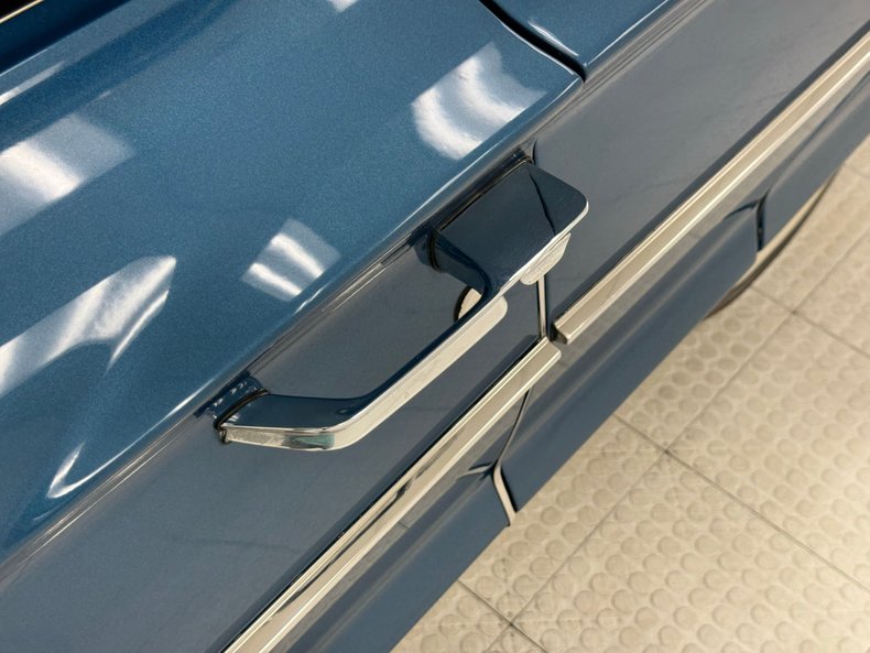 Ford-Thunderbird-1966-Sapphire-Blue-Dark-Blue-22