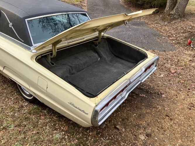 Ford-Thunderbird-1966-Yellow-7