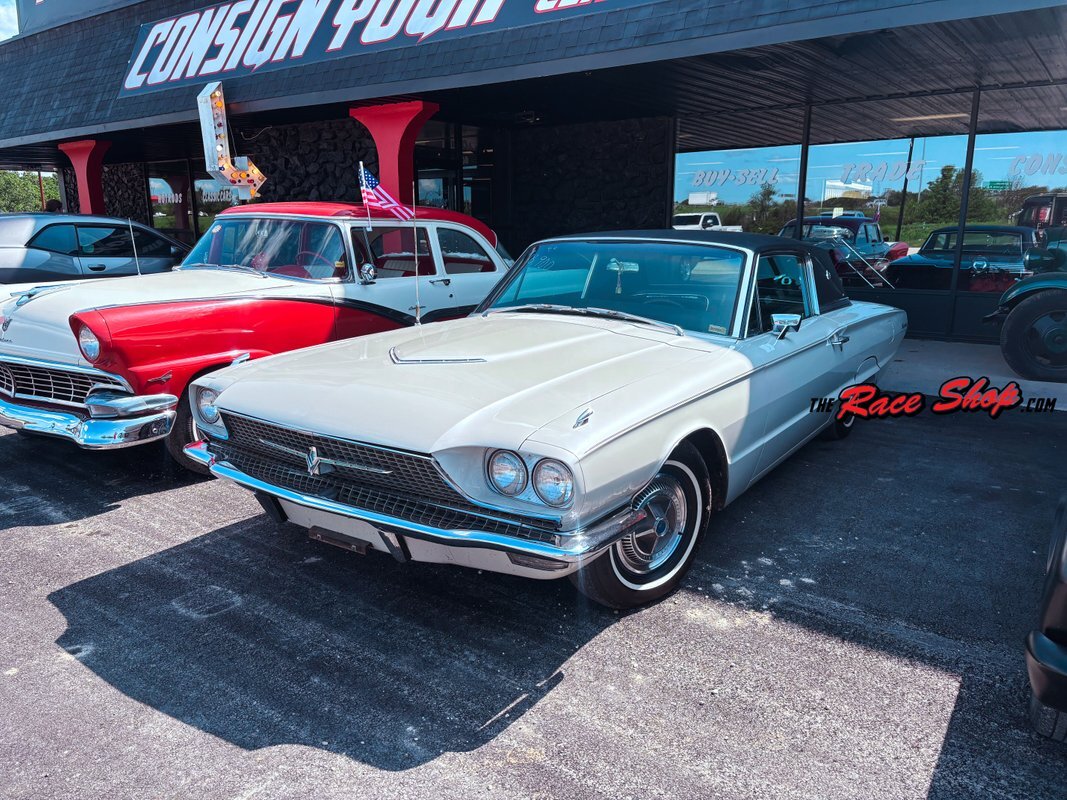 Ford-Thunderbird-1966