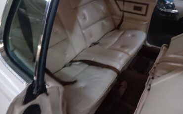 Ford-Thunderbird-1975-White-25