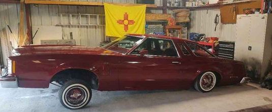 Ford-Thunderbird-1977-1
