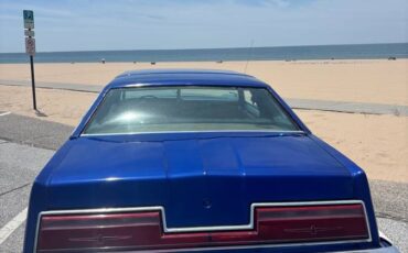 Ford-Thunderbird-1977-2