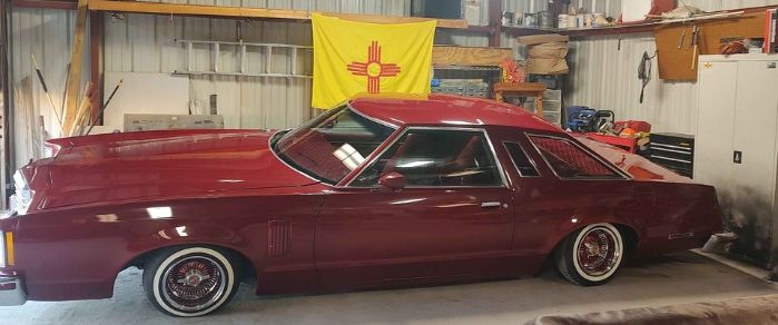 Ford-Thunderbird-1977-4