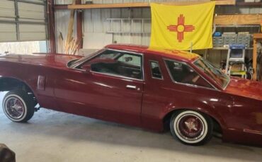Ford-Thunderbird-1977-5