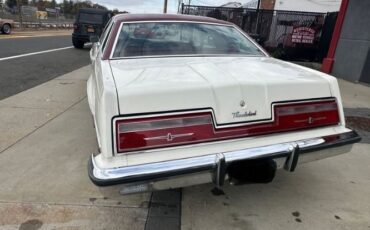 Ford-Thunderbird-1977-Polar-White-Burgundy-4