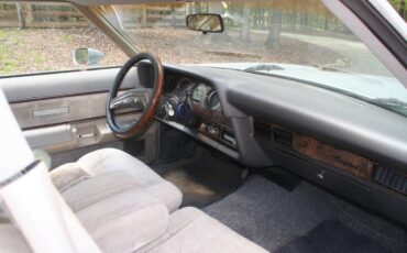 Ford-Thunderbird-1977-silver-4