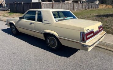 Ford-Thunderbird-1980-4