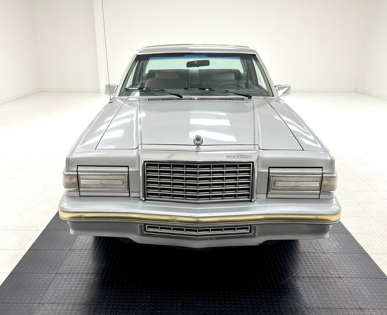 Ford-Thunderbird-1980-Silver-Gray-5