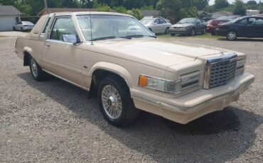 Ford-Thunderbird-1981-Beige-Beige-Leather-8